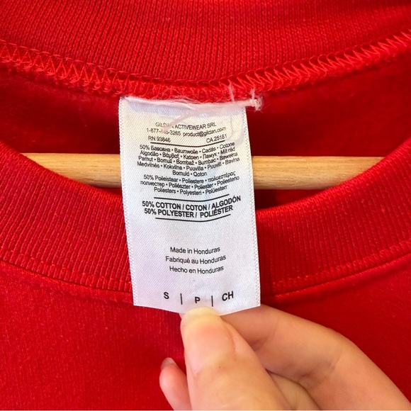 Like New‼️UO Urban Sophistication Future Vintage Crew Neck Sweatshirt, Red, Sz S - Picture 10 of 15